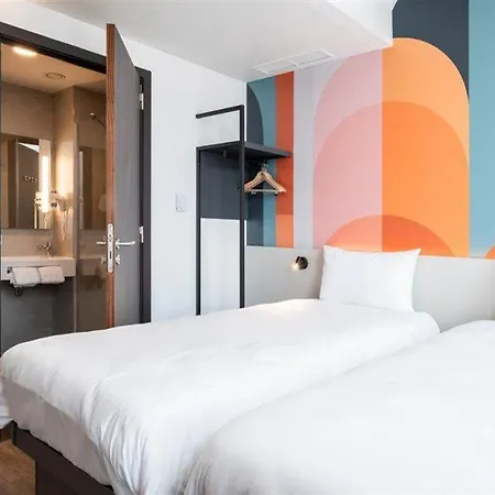 Centre 3* Antwerpia